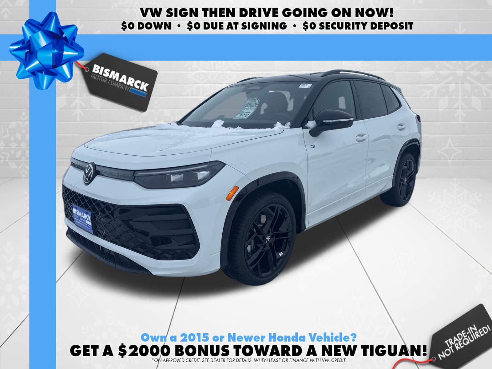 2026 Volkswagen Tiguan SE R-LINE BLACK's photo