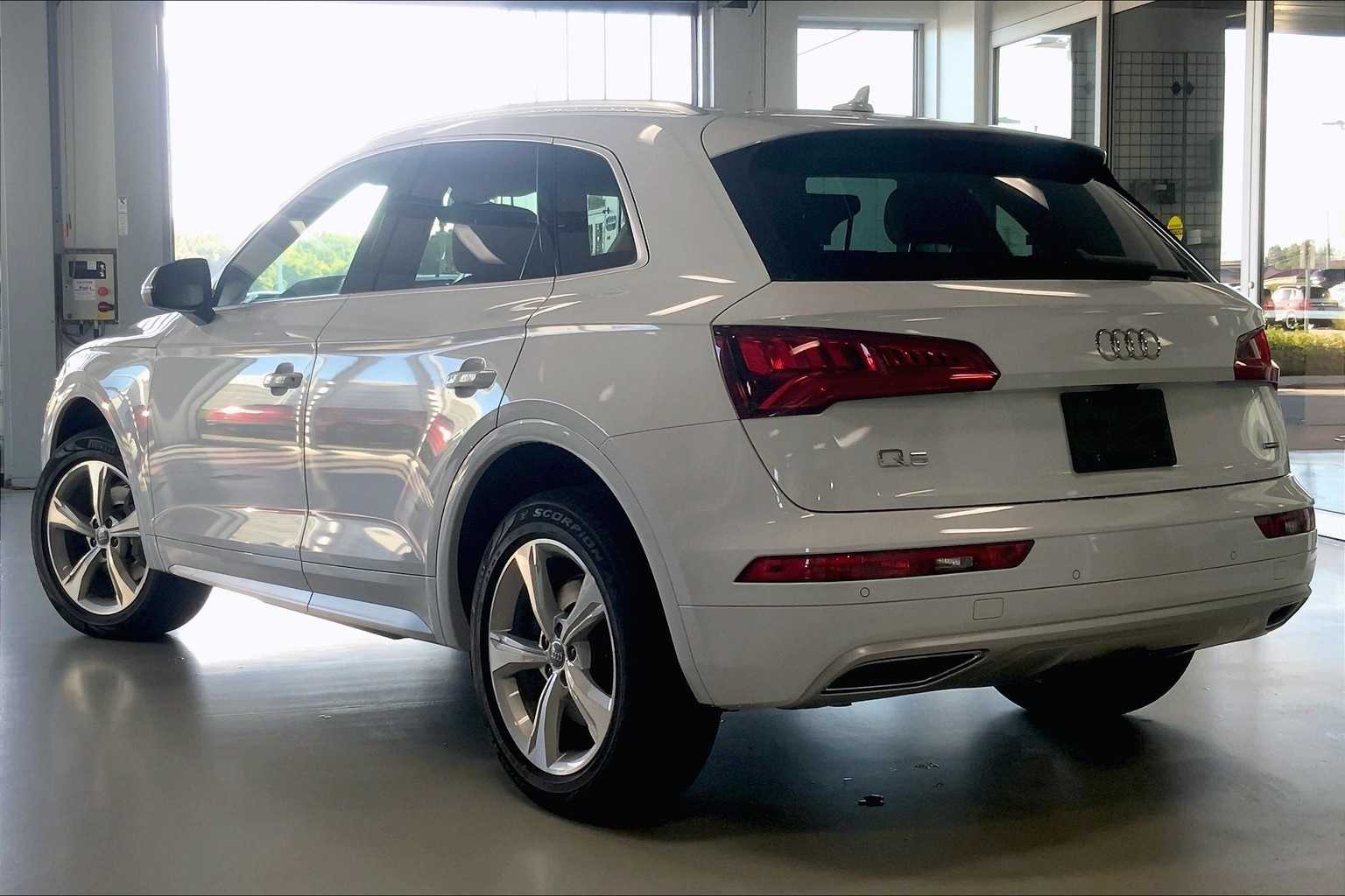 2020 Audi Q5 45 Premium Plus photo 4