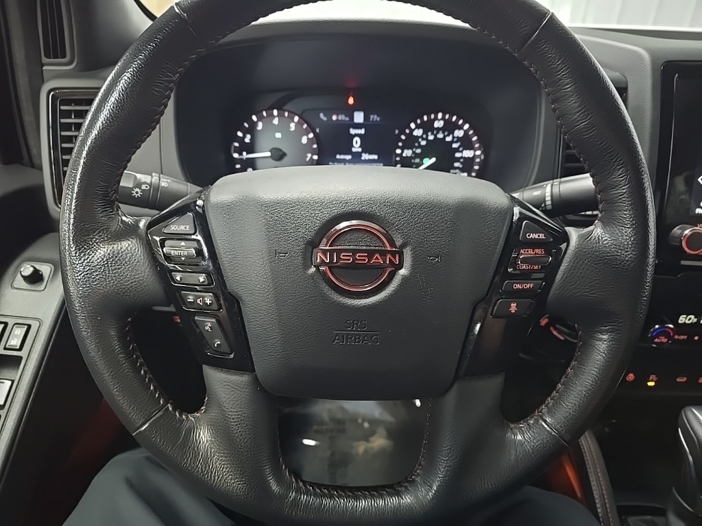 2022 Nissan Frontier PRO-4X photo 16