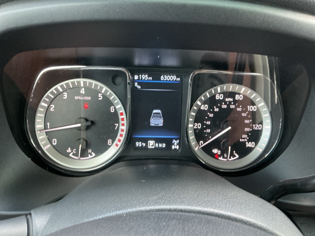 2019 Nissan Titan SV photo 10
