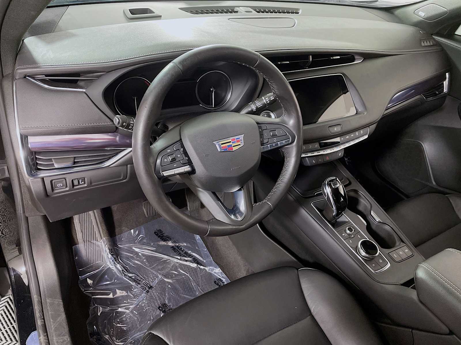 2023 Cadillac XT4 Luxury photo 5