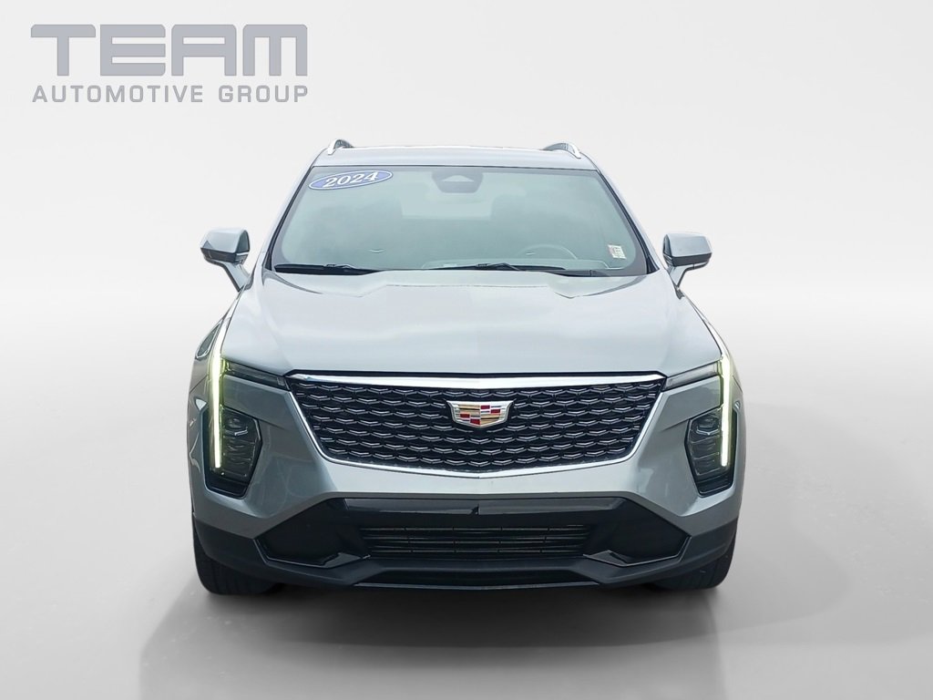 2024 Cadillac XT4 Premium Luxury photo 2