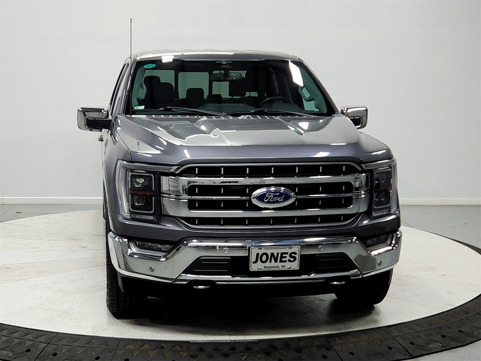 2023 Ford F-150 Lariat photo 2