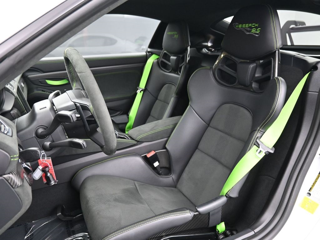 2023 Porsche Cayman GT4 RS photo 4
