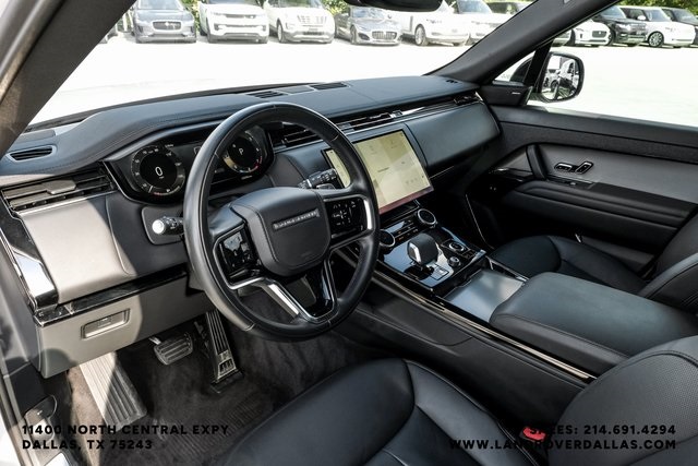 2023 Land Rover Range Rover Sport SE photo 2