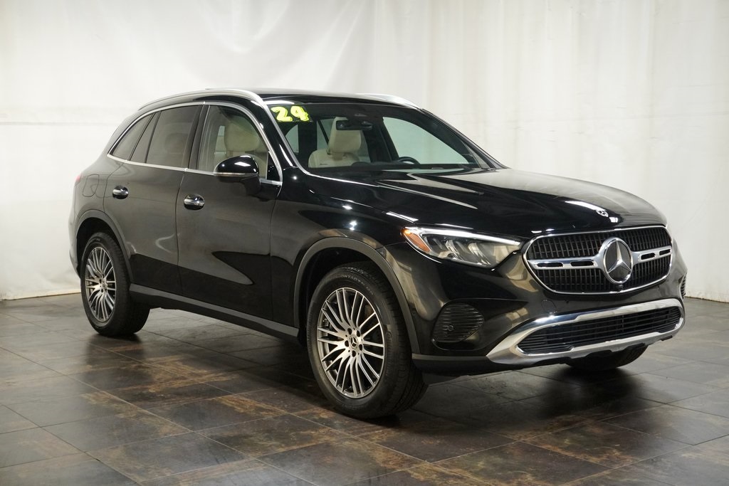 2024 Mercedes-Benz GLC GLC 300's photo