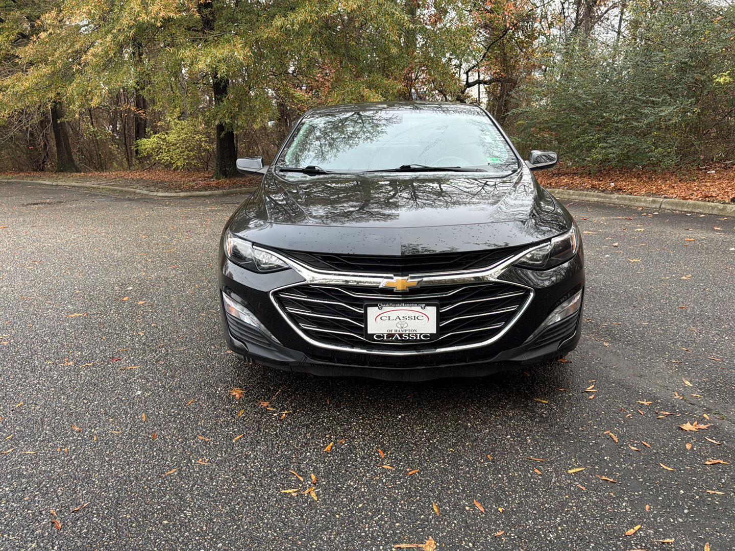 2023 Chevrolet Malibu 1LT photo 2