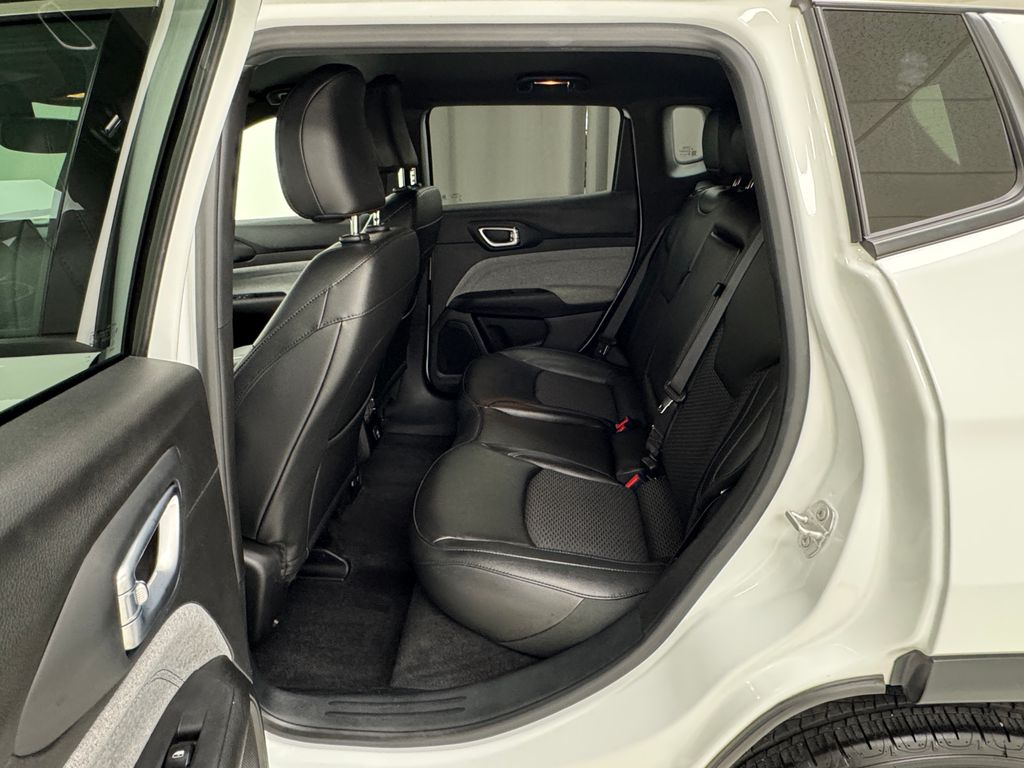 2024 Jeep Compass Latitude photo 7