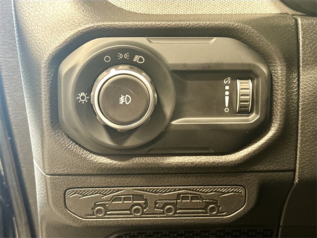 2025 Jeep Wrangler Sport photo 6