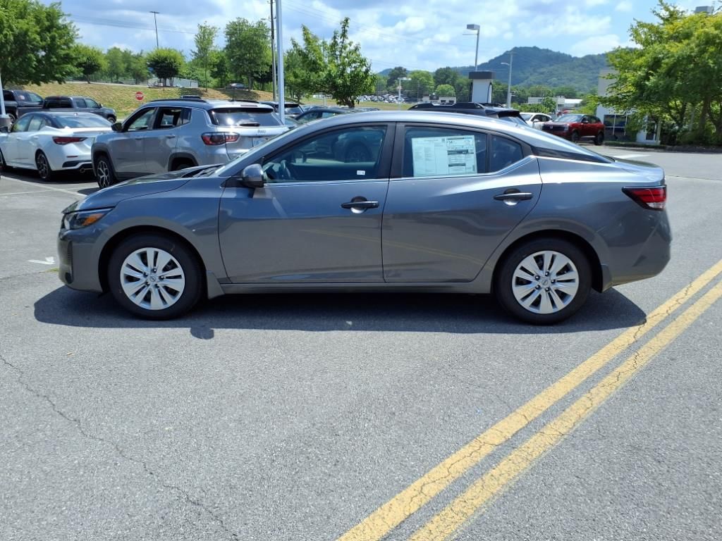 2025 Nissan Sentra S photo 6