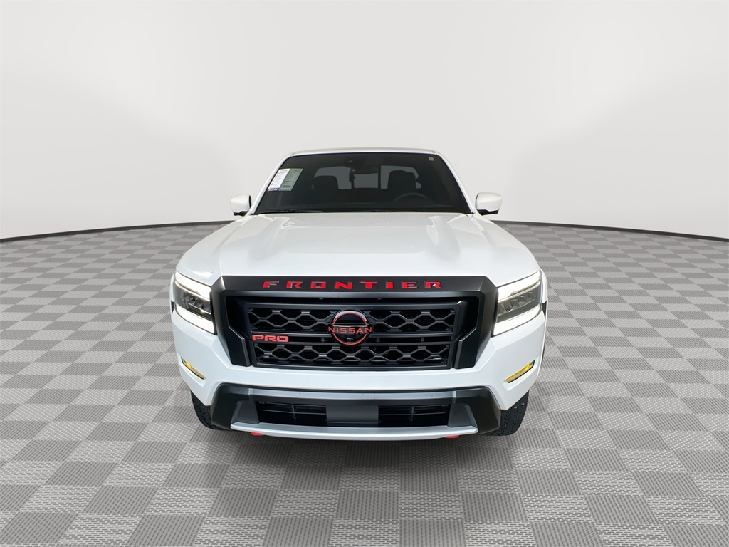 2023 Nissan Frontier PRO-4X photo 3