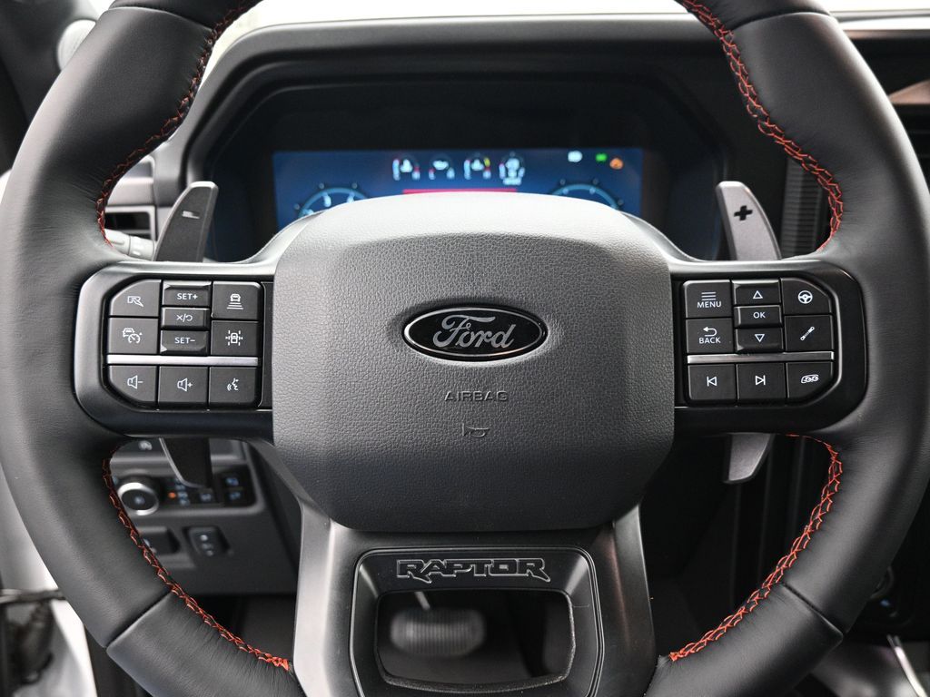 2025 Ford F-150 Raptor photo 9