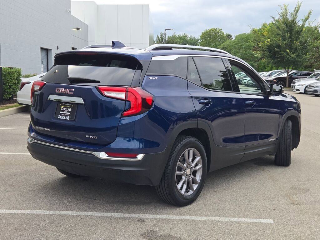 2023 Gmc Terrain SLT photo 4