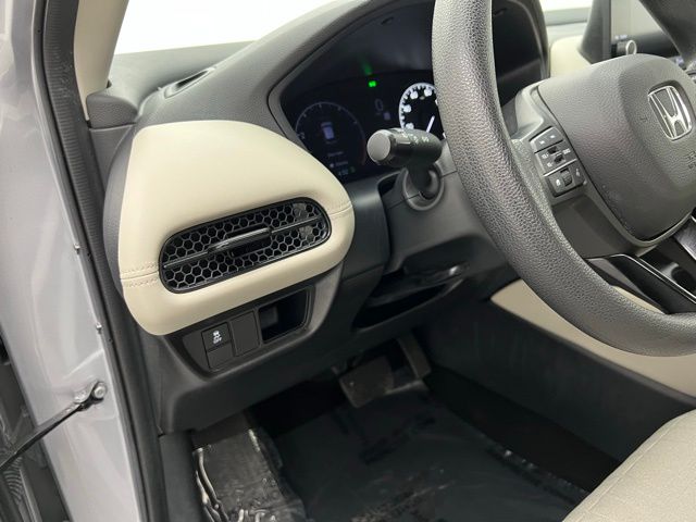 2023 Honda HR-V LX photo 8