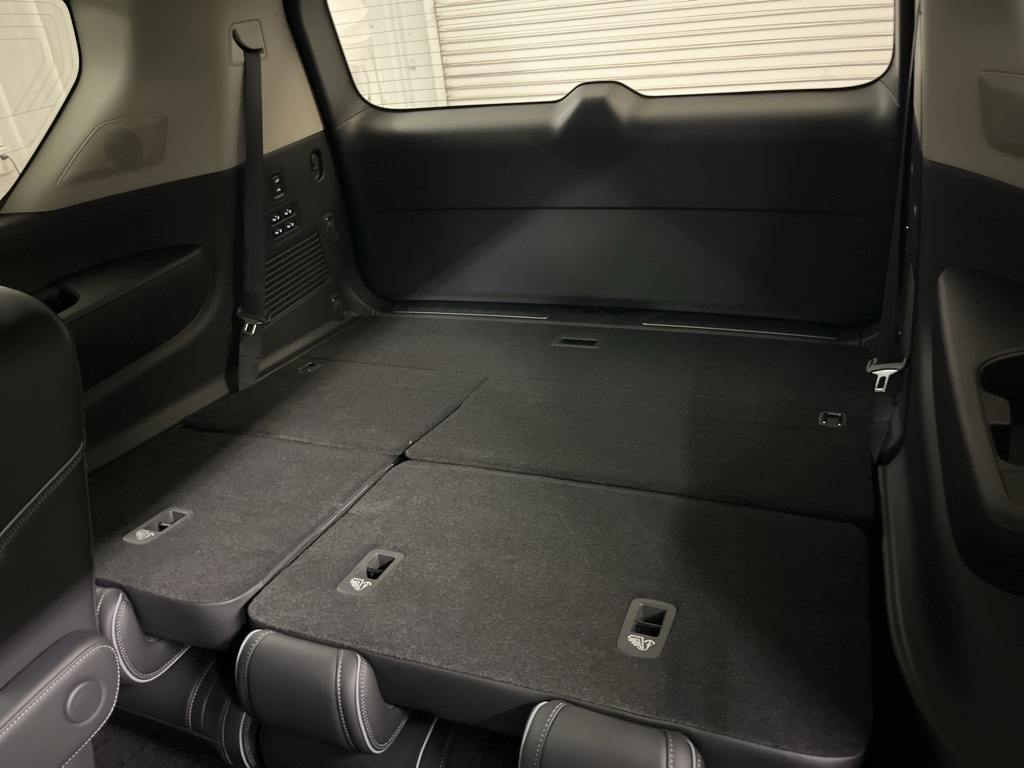 2025 Infiniti QX80 Luxe photo 26