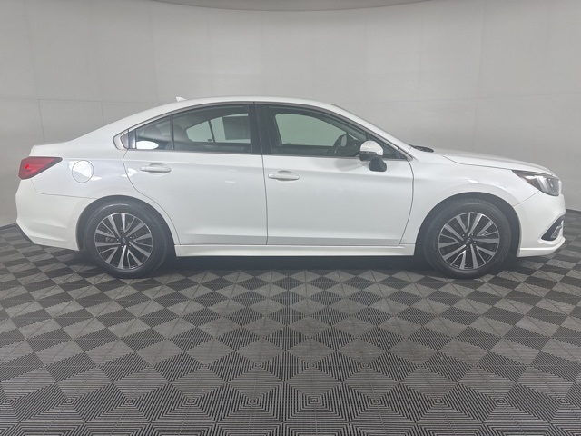 2018 Subaru Legacy 2.5i photo 2
