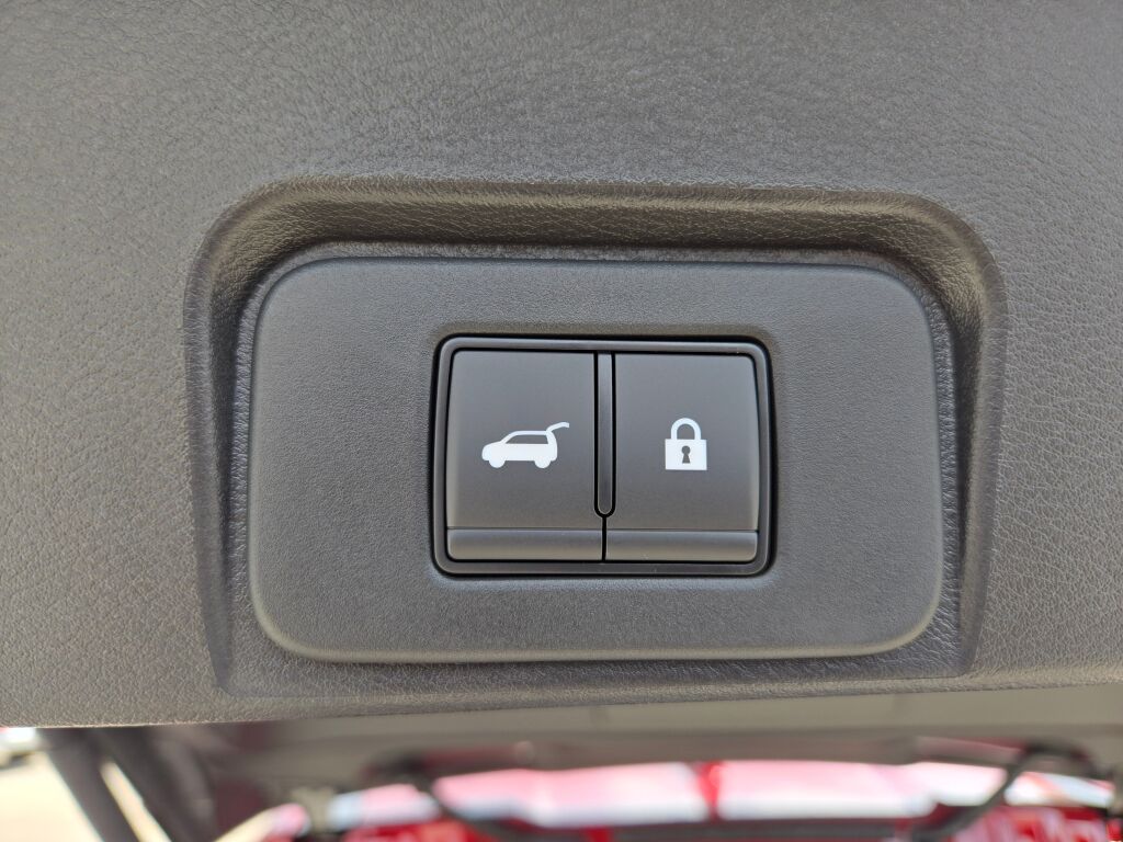 2026 Nissan Rogue SV photo 8