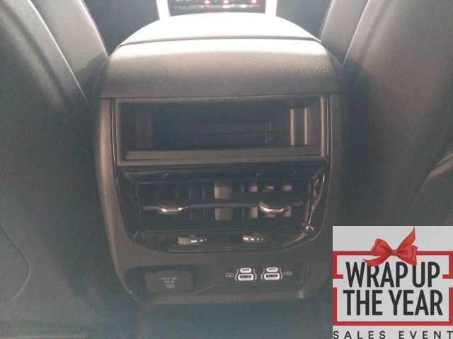 2024 Jeep Grand Cherokee Altitude X photo 4