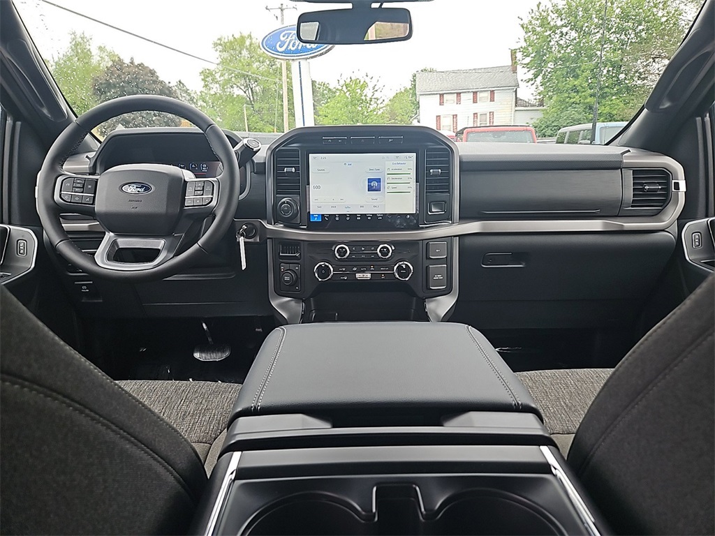 New 2024 Ford F150 XLT 4D SuperCrew in Guttenberg 24125 Brown's