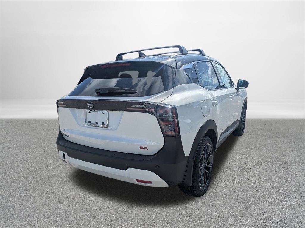 2025 Nissan Kicks SR photo 3