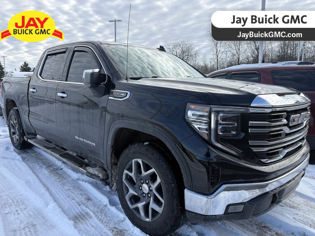 2022 GMC Sierra 1500 SLT's photo