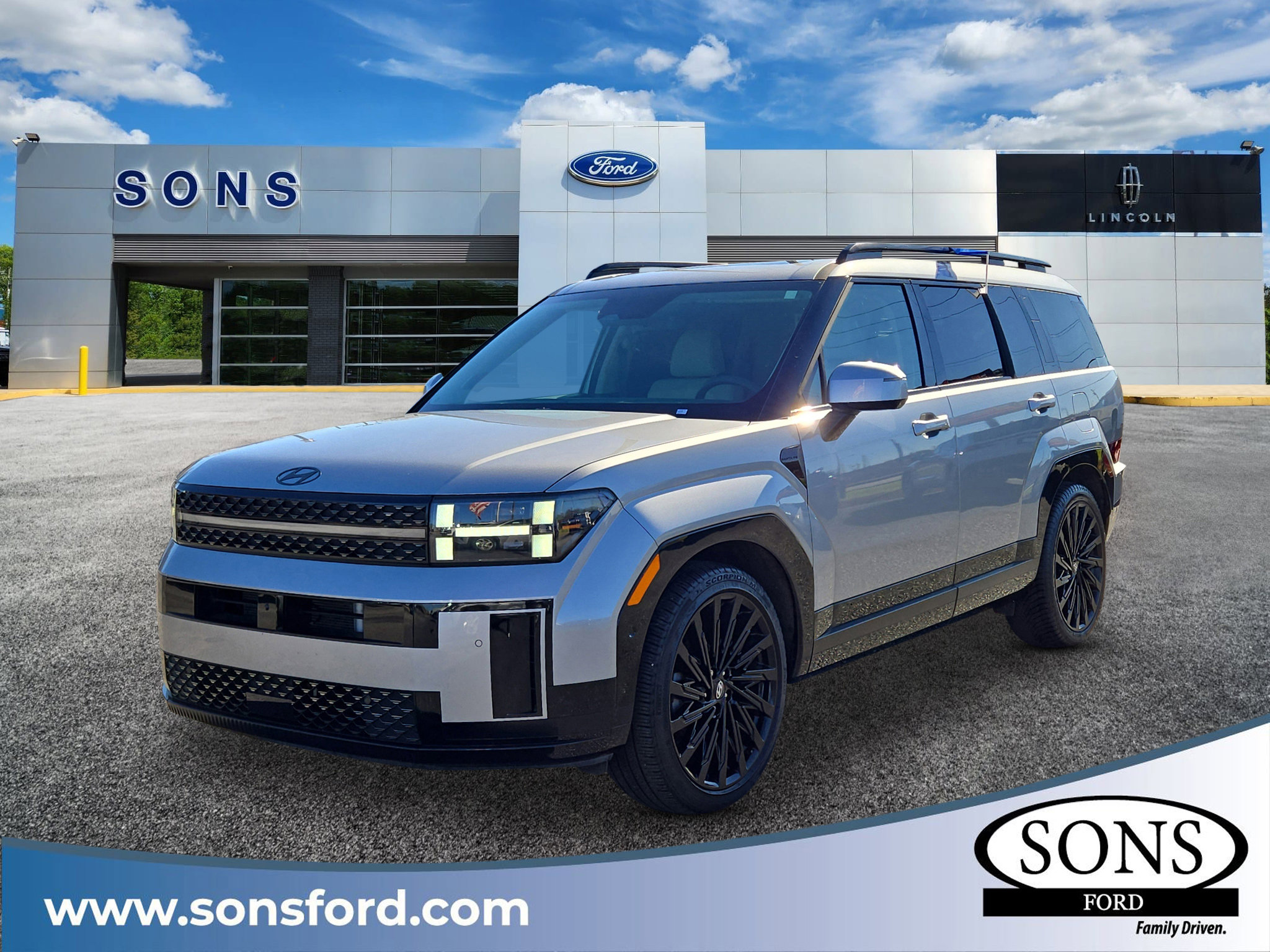 2024 Hyundai Santa Fe Calligraphy's photo