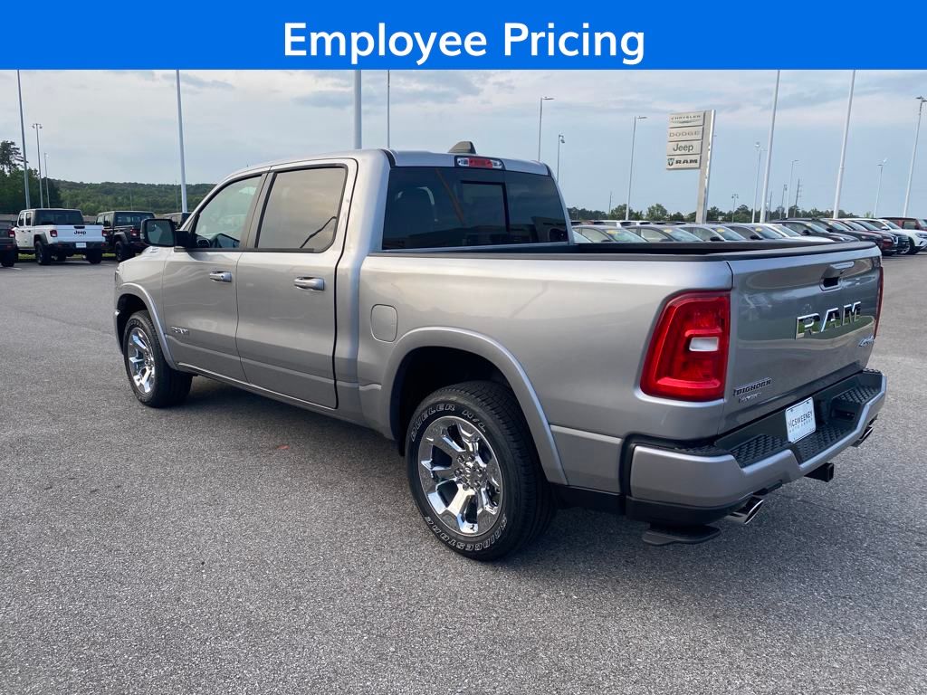 2025 Ram 1500 Big Horn Lone Star photo 3