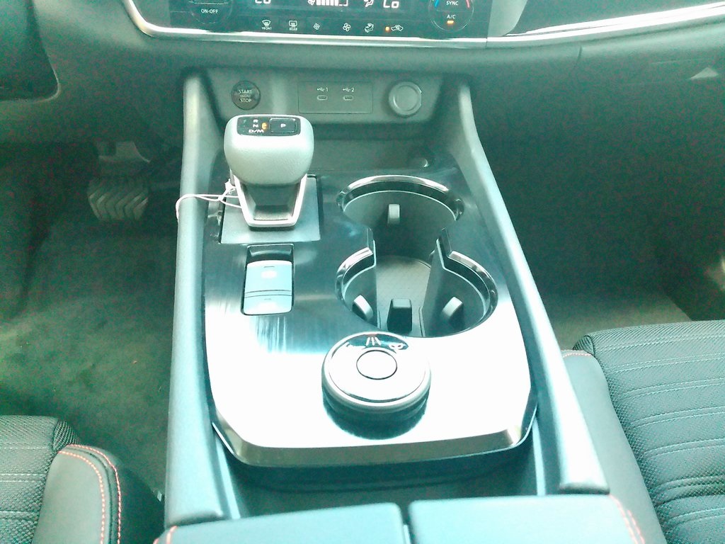 2026 Nissan Rogue SV photo 28