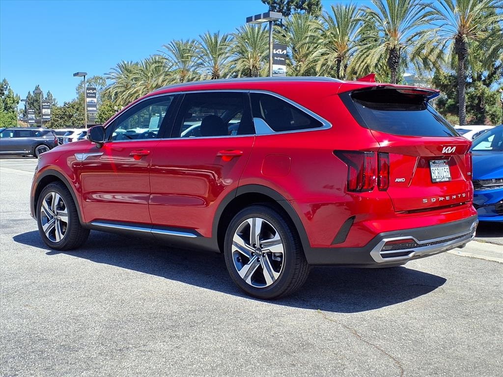 2022 Kia Sorento Plug-In Hybrid SX photo 3