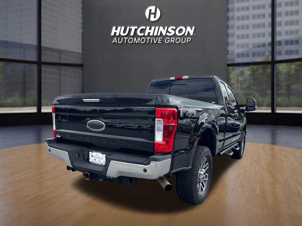 2018 Ford F-250 photo 2