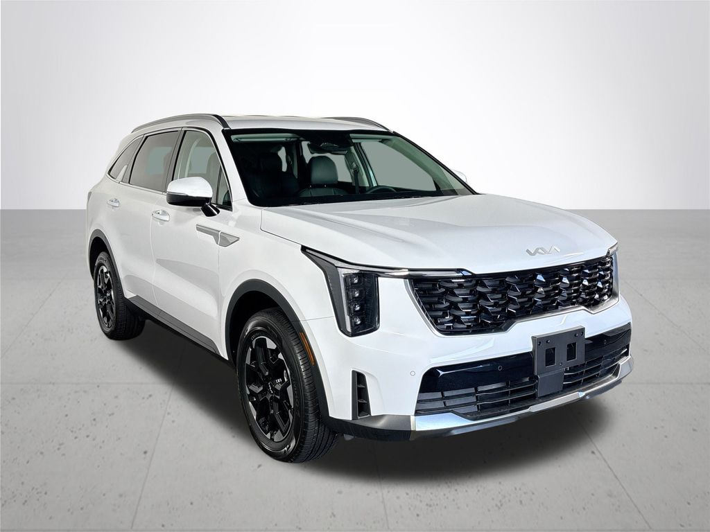 2025 Kia Sorento S photo 4