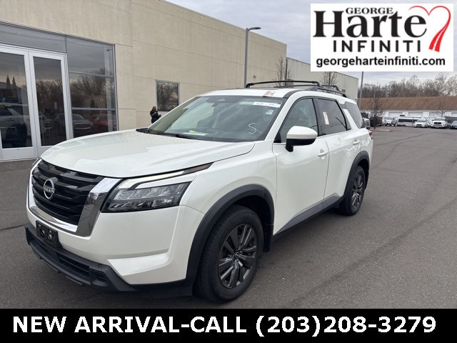 2023 Nissan Pathfinder SV
