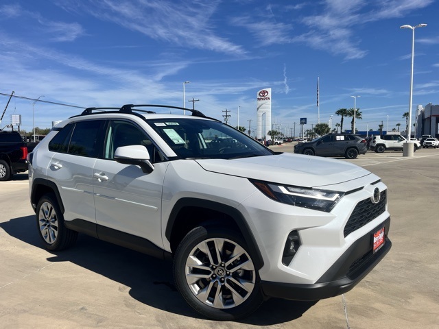 2025 Toyota RAV4 XLE Premium's photo