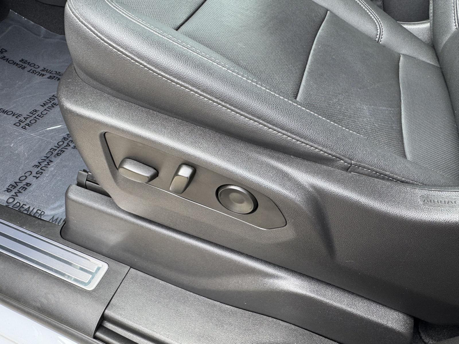 2023 Gmc Sierra 1500 SLT photo 3