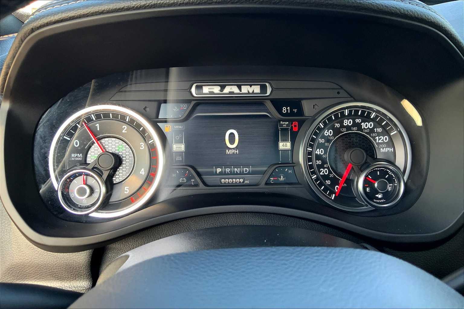 2024 Ram 3500 Laramie photo 23
