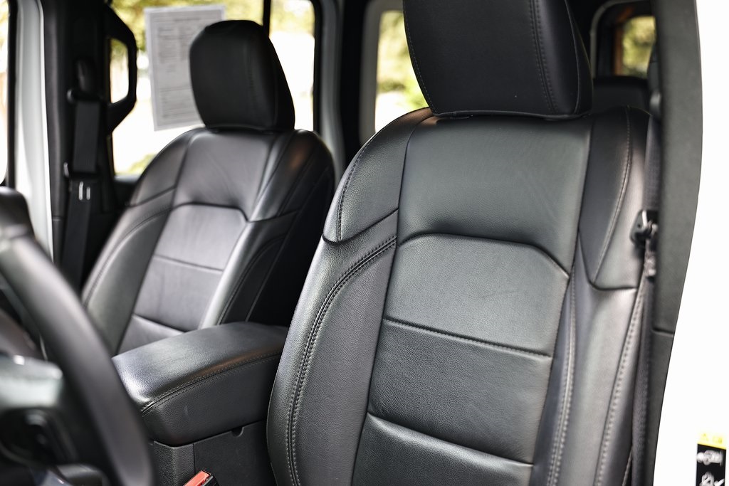 2022 Jeep Wrangler Unlimited Sahara Altitude photo 21