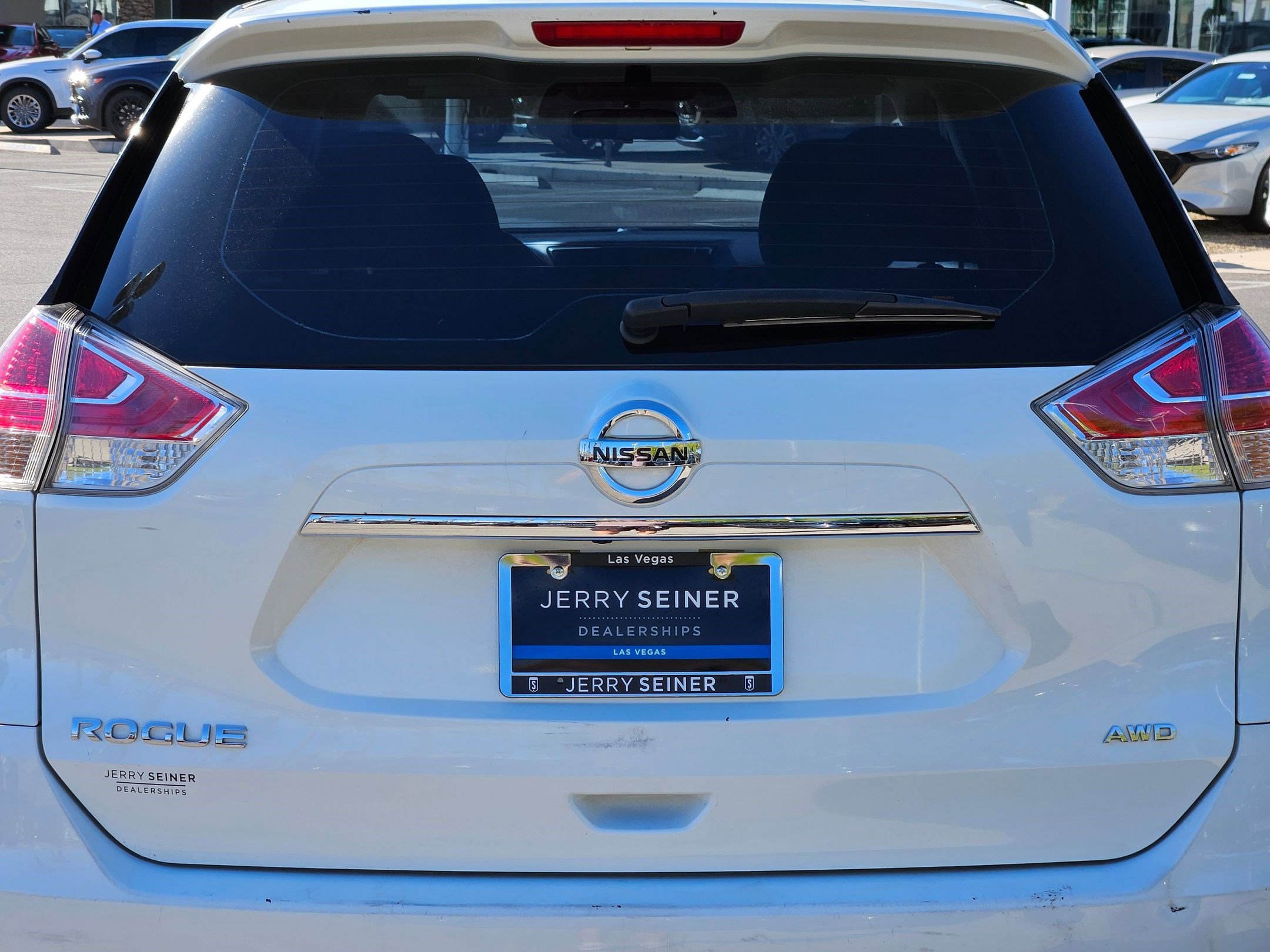 2016 Nissan Rogue S photo 12