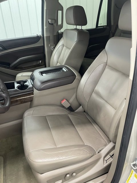 2016 Chevrolet Tahoe LT photo 13
