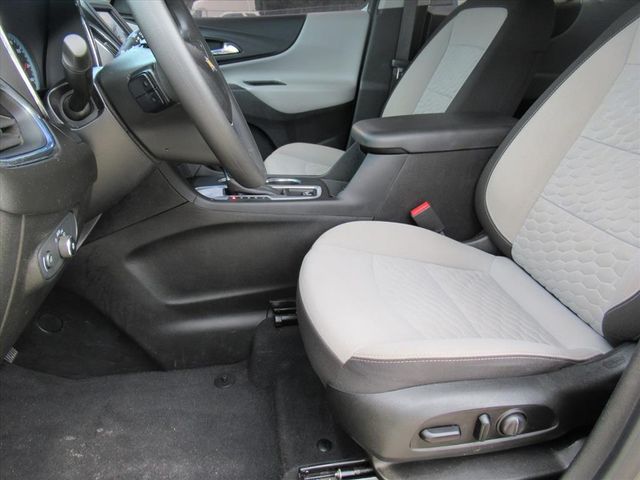2020 Chevrolet Equinox LS photo 14