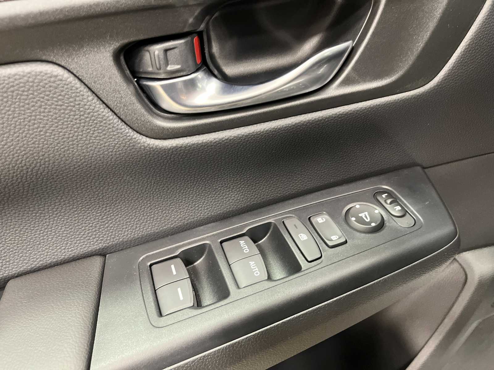 2026 Honda CR-V Sport photo 11