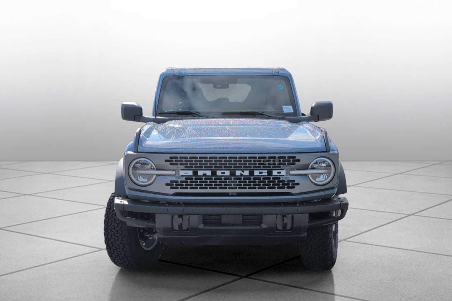 2025 Ford Bronco Badlands photo 2