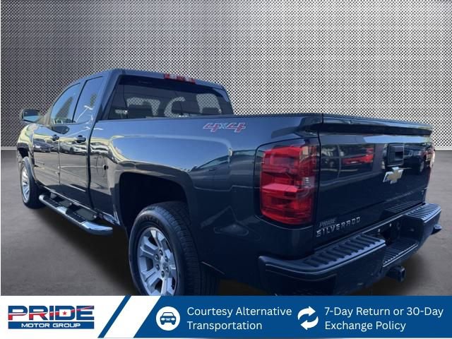 2017 Chevrolet Silverado 1500 LT photo 3