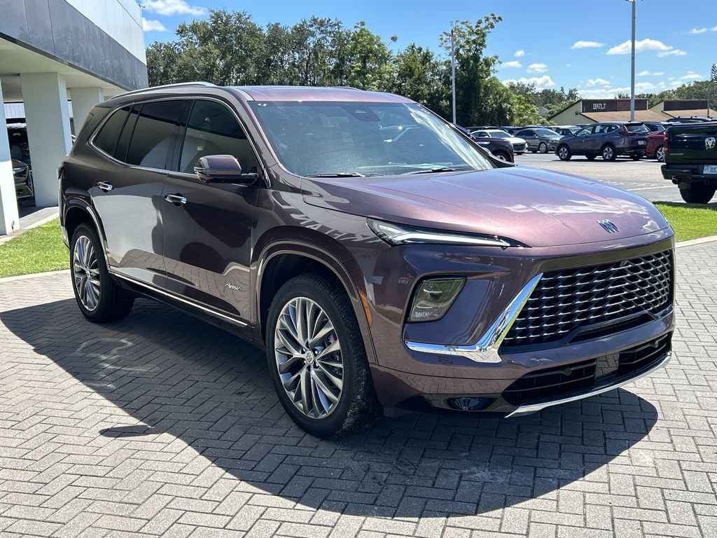 2026 Buick Enclave Avenir photo 7