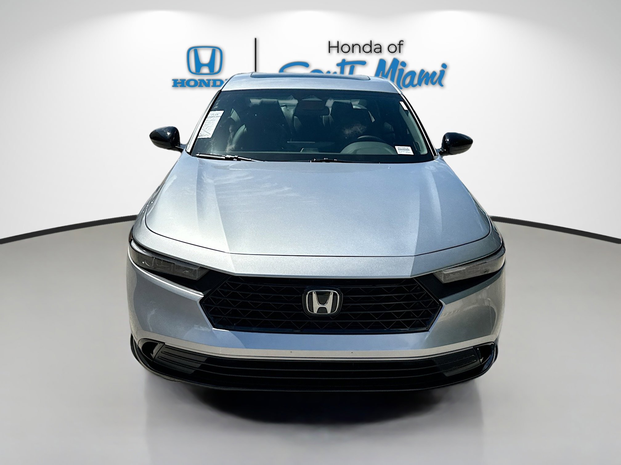 2025 Honda Accord Hybrid Sport-L photo 2