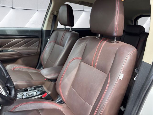 2018 Mitsubishi Outlander PHEV GT photo 8