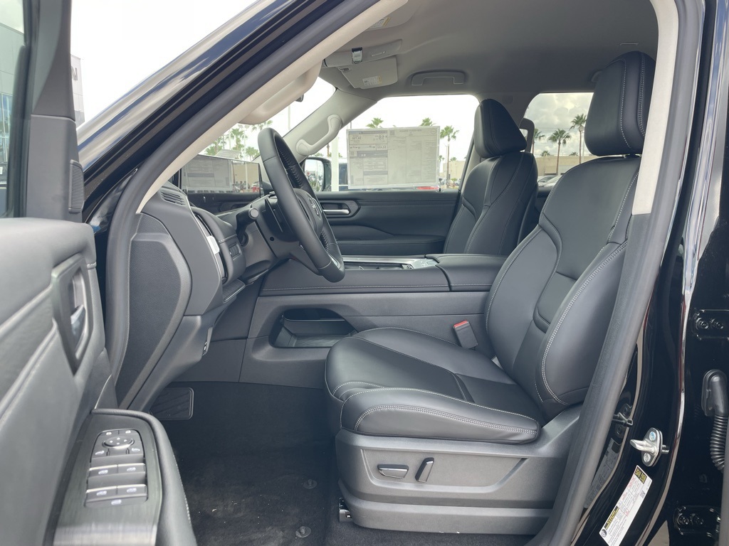 2026 Nissan Armada SV photo 12