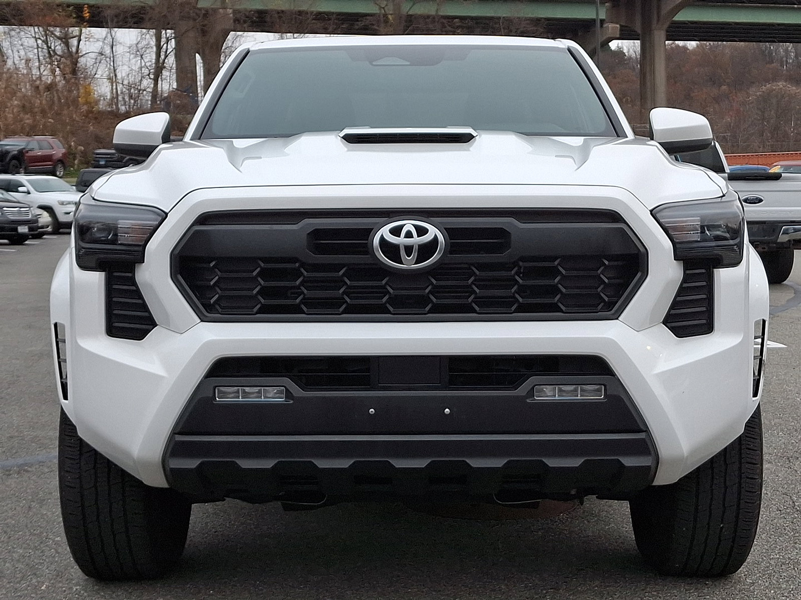 2024 Toyota Tacoma TRD Sport photo 3
