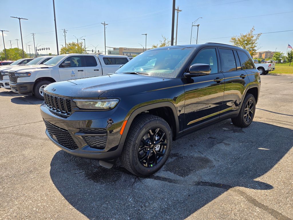 2025 Jeep Grand Cherokee Altitude X photo 6