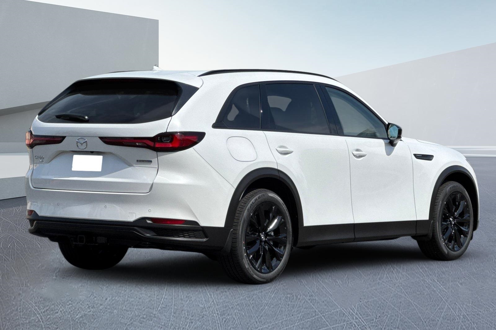 2025 Mazda CX-90 Premium S photo 3