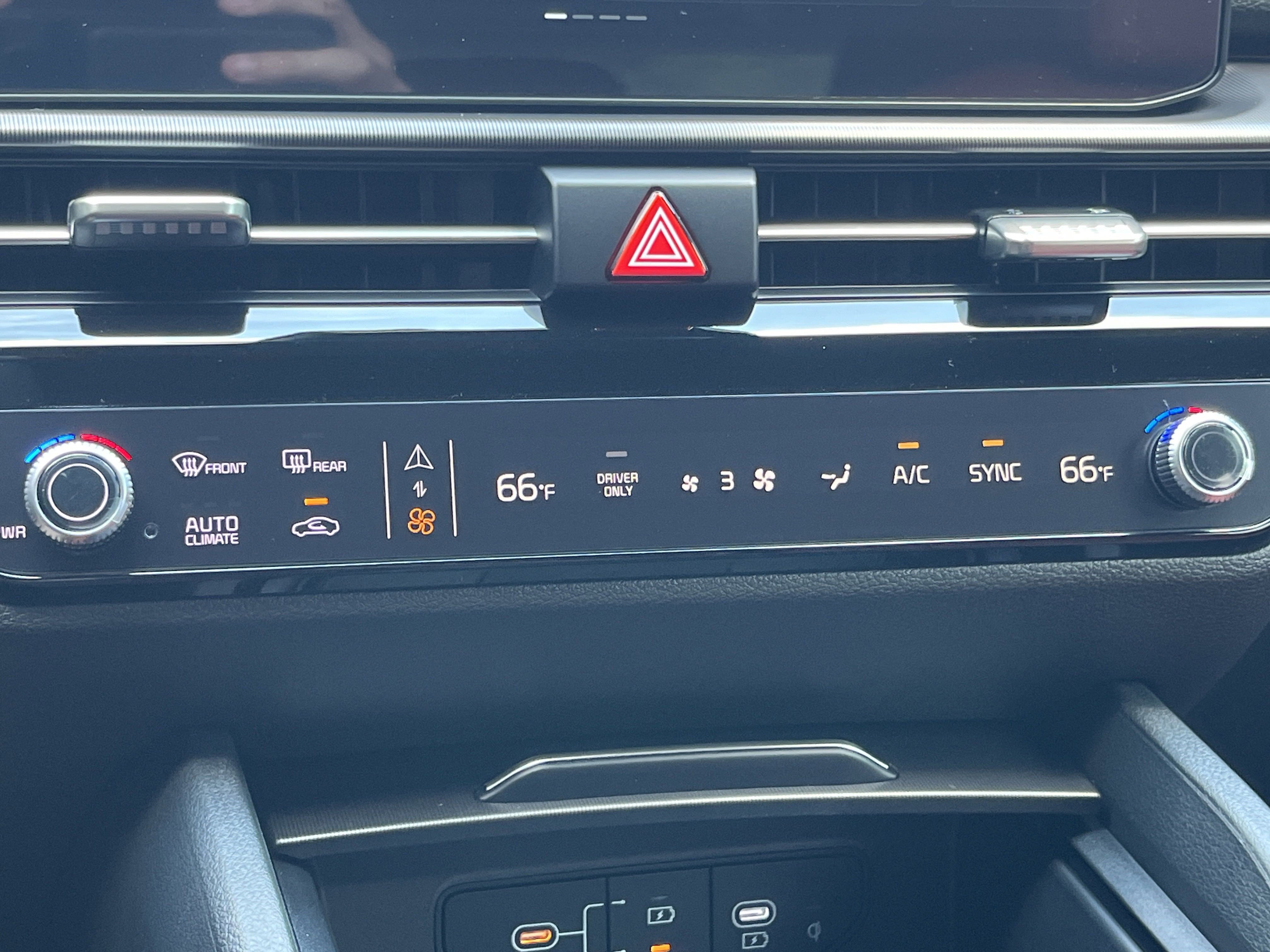 2026 Kia Sportage Hybrid SX Prestige photo 4